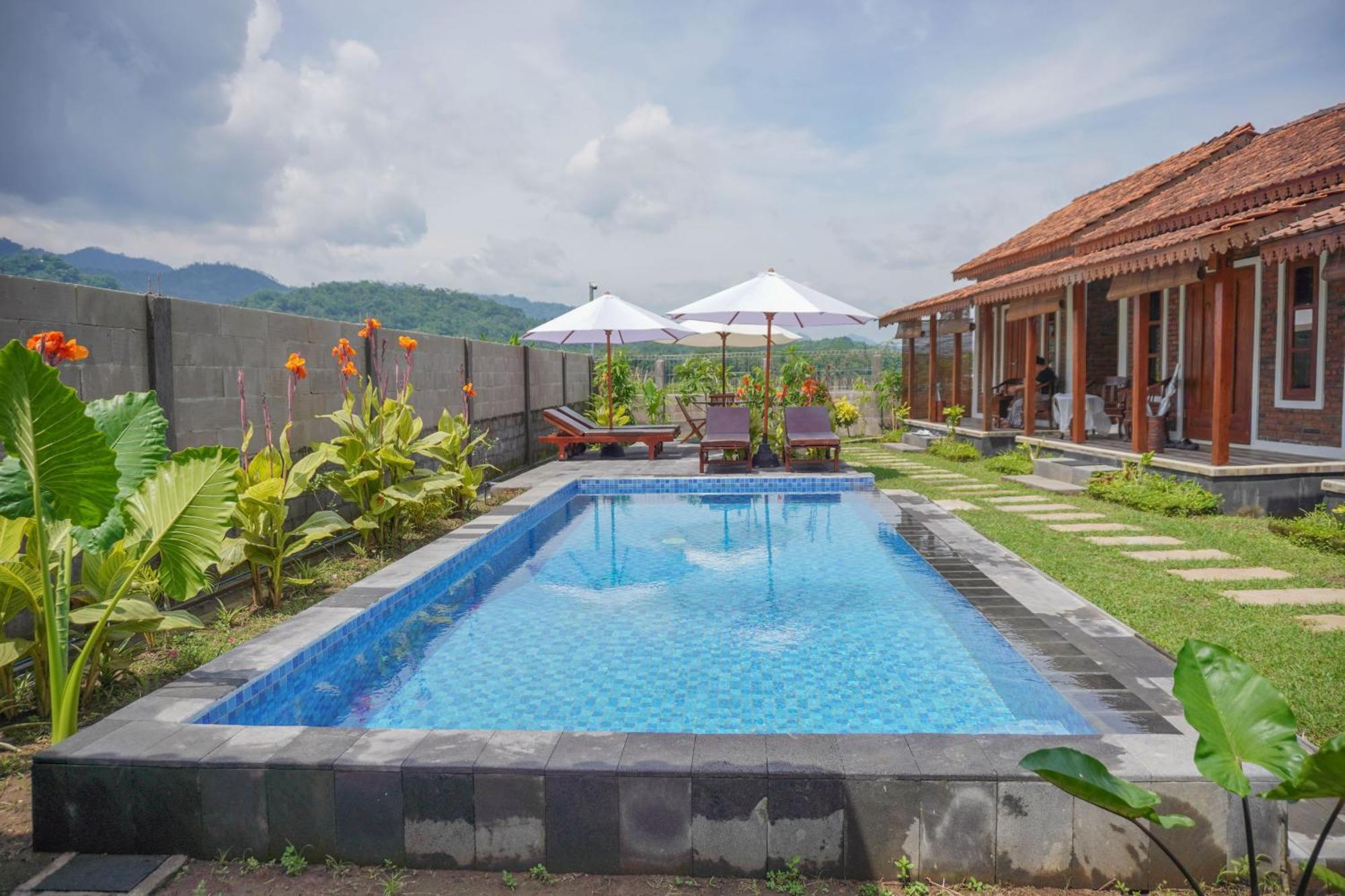 Joglo Kemadu Hotel Magelang Ngoại thất bức ảnh